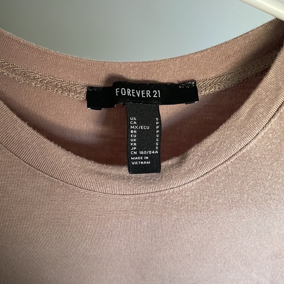 cropped tee - Picture 3 of 3